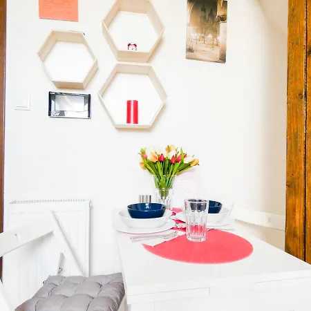 Apartamento Basztowa Red By Mzuri *